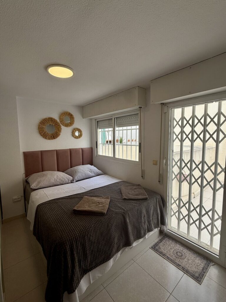 Apartament 2 poziomowy, 3 sypialnie, 2 łazienki - 5D Apartments